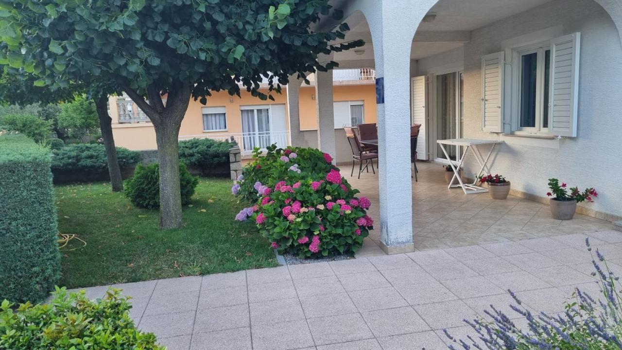 Apartment Nina Novi Vinodolski Exterior photo