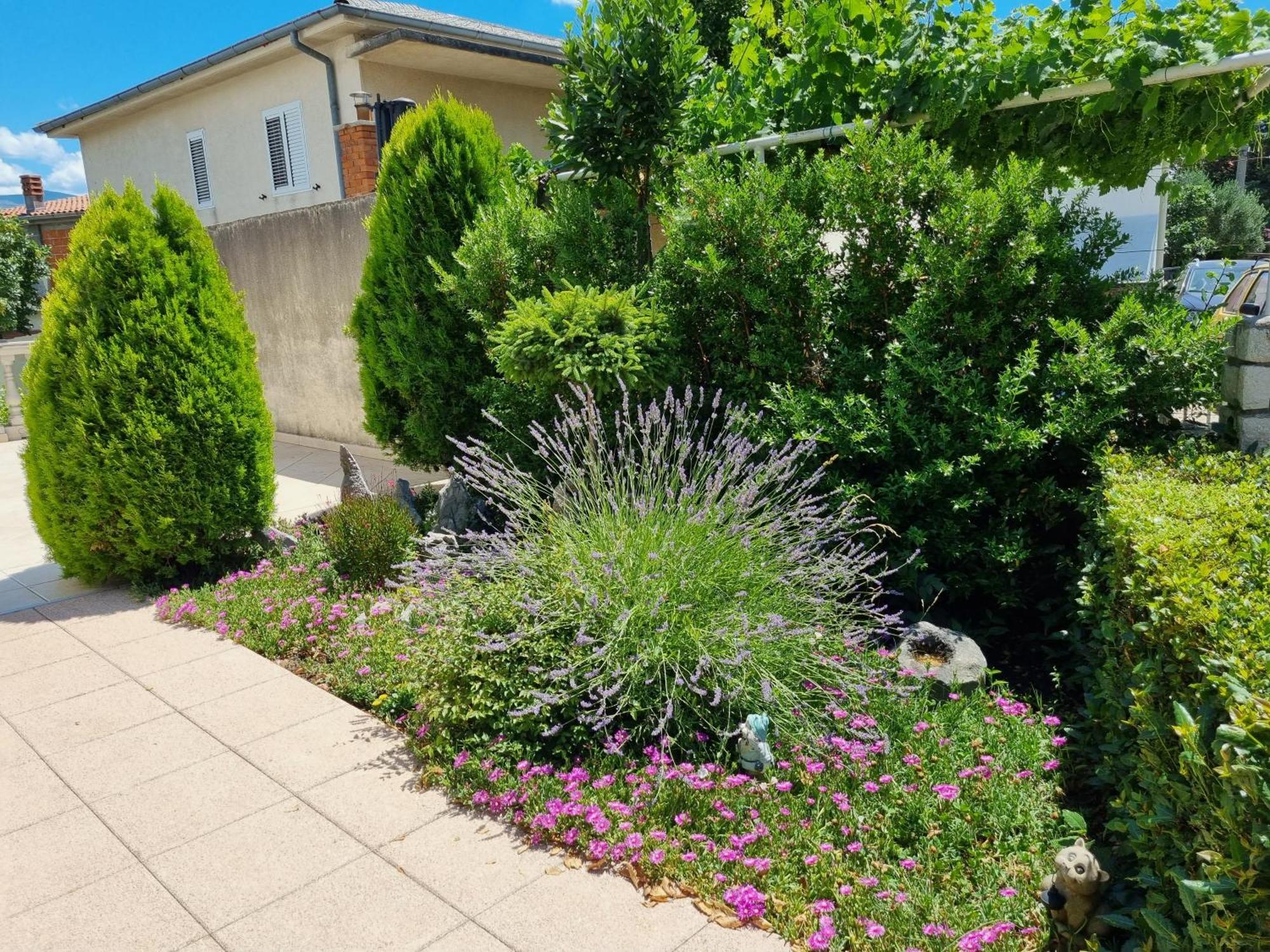 Apartment Nina Novi Vinodolski Exterior photo