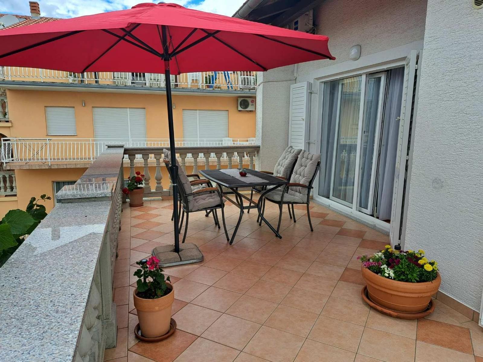 Apartment Nina Novi Vinodolski Exterior photo